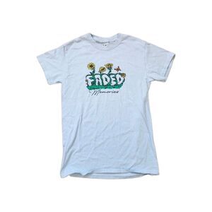 PacSun Faded Memories Graphic Print Crewneck Short Sleeve T-Shirt Sz S GUC